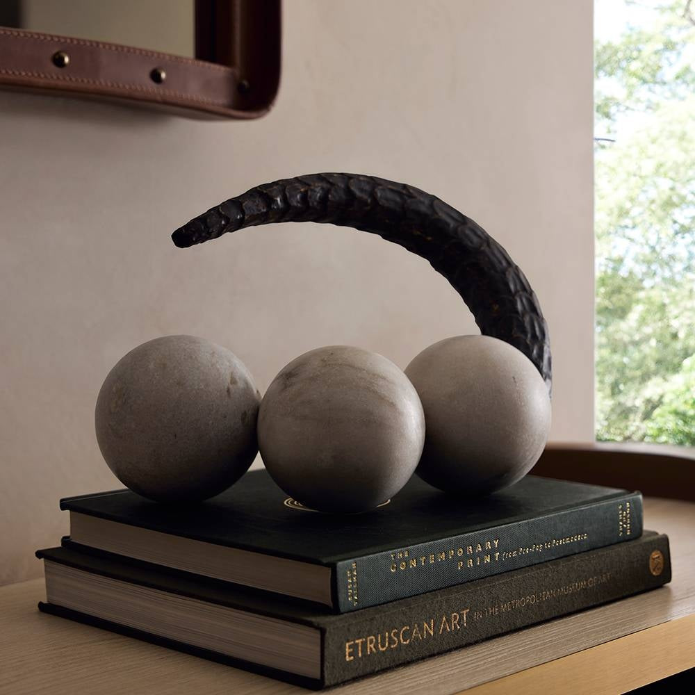 Arteriors - ASI22 - Sculpture - Sonora - Blanc/Bronze