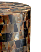 Table d'appoint Brewster de Currey and Company (réf. 4000-0266), coloris brun naturel et noir.