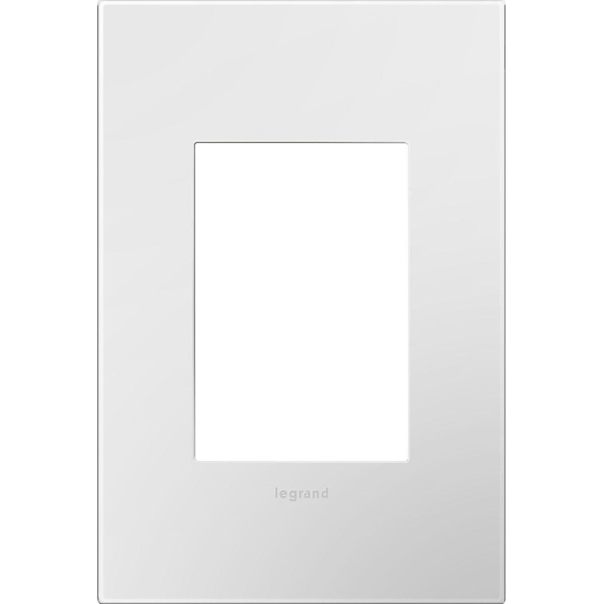 Legrand - adorne® Plastic One-Gang Plus Screwless Wall Plate - AWP1G3WH4 | Montreal Lighting & Hardware