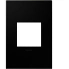 Legrand - adorne® Plastic One-Gang Screwless Wall Plate - AWP1G2NK4 | Montreal Lighting & Hardware