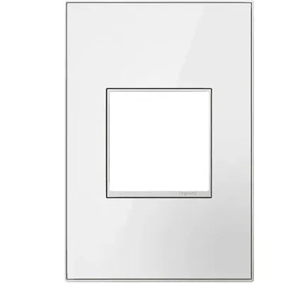 Legrand - adorne® Real Materials One-Gang Screwless Wall Plate - AWM1G2MWW4 | Montreal Lighting & Hardware