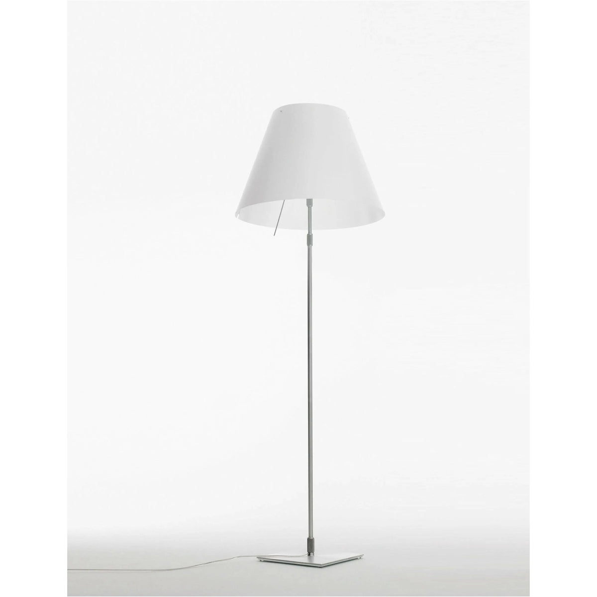 Luceplan - Grande Costanza Floor - 1D13GTIH0520 | Montreal Lighting & Hardware