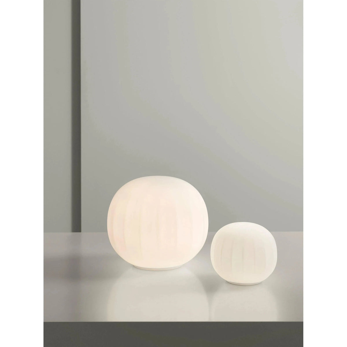Luceplan - Lita Stemless Table Lamp - 1D920V300500 + 1D920/300002 | Montreal Lighting & Hardware