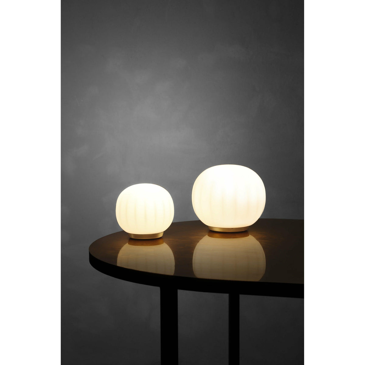 Luceplan - Lita Stemless Table Lamp - 1D920V300500 + 1D920/300002 | Montreal Lighting & Hardware