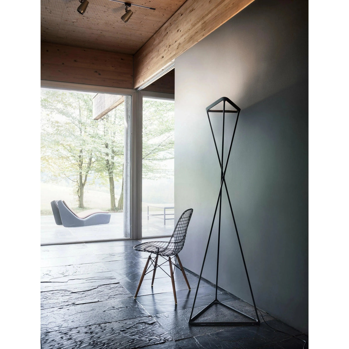 Luceplan - Tango Floor Lamp - 1D77NTD00501 | Montreal Lighting & Hardware