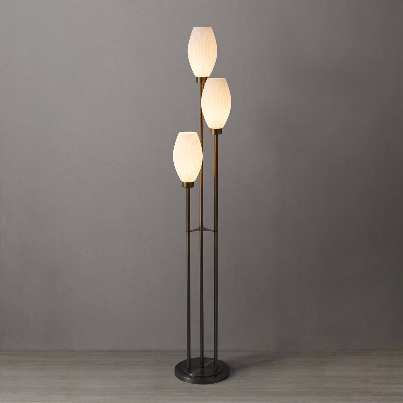 Lampe sur pied d'appoint Nova of California 2710798MB Willows, noir mat