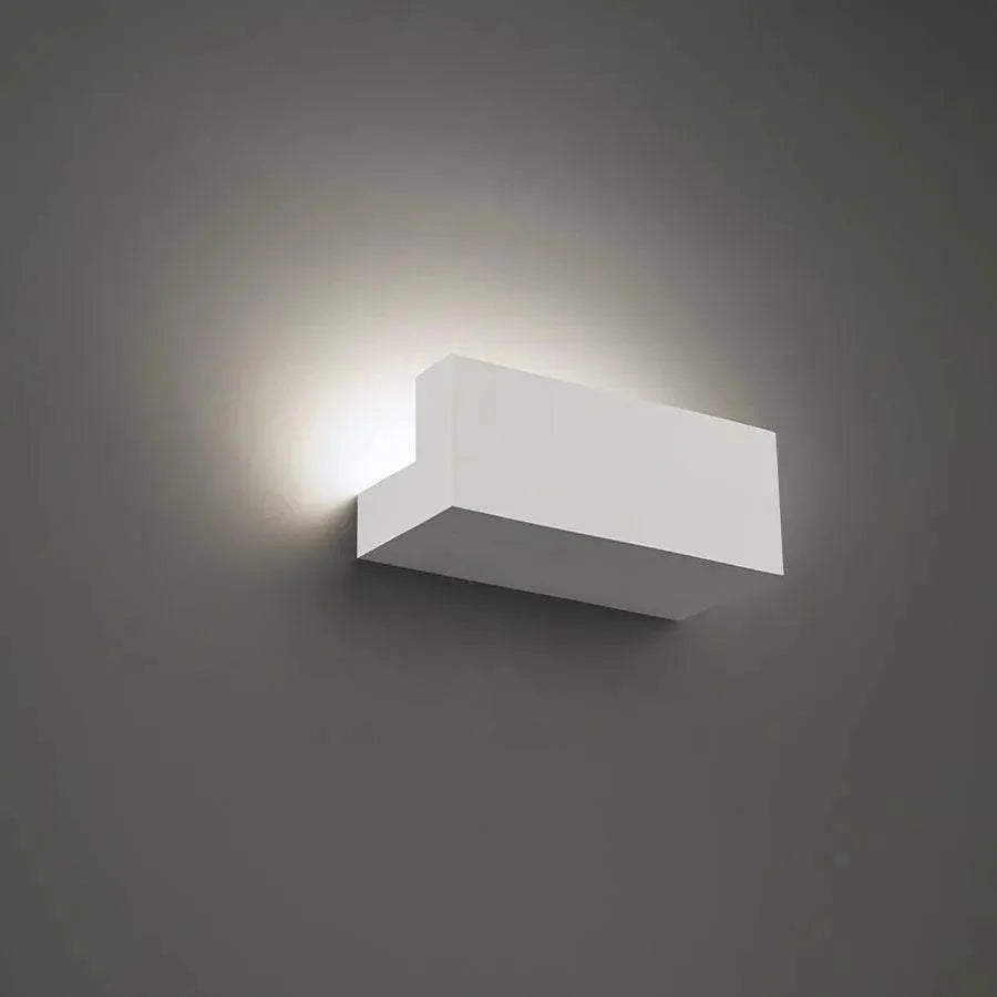 Modern Forms - Bantam LED Wall Light - WS-38109-27-BK | Montreal Lighting & Hardware