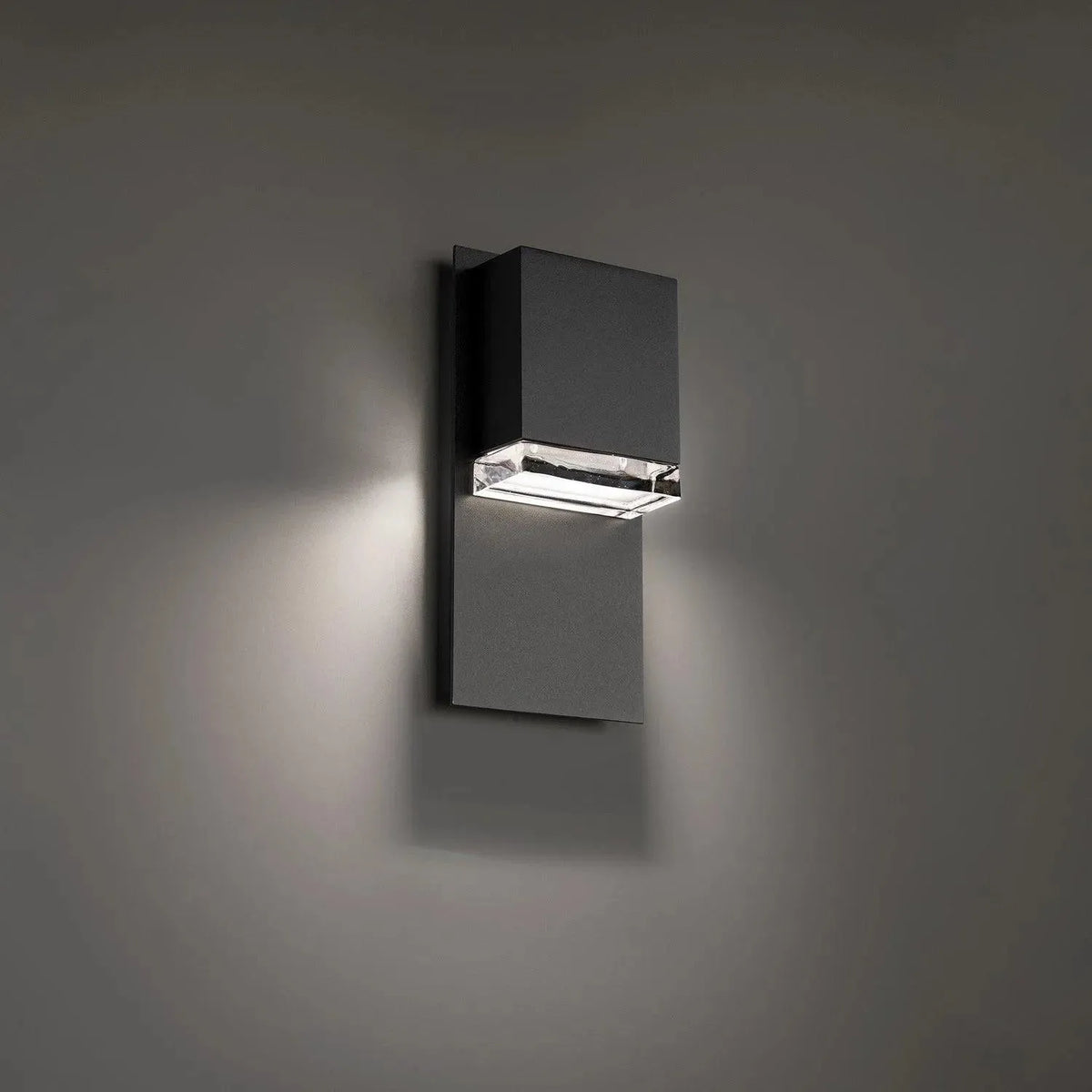 Modern Forms - Draped LED Outdoor Wall Sconce - WS-W60412-30-BK | Montreal Lighting & Hardware