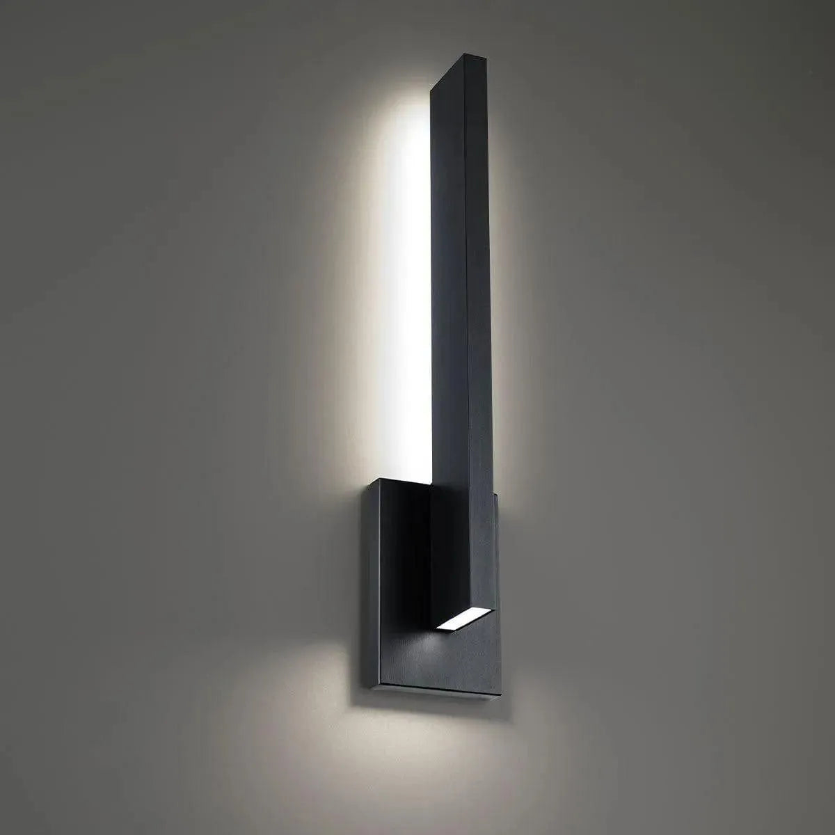 Modern Forms - Mako LED Outdoor Wall Light - WS-W18122-30-BK | Montreal Lighting & Hardware