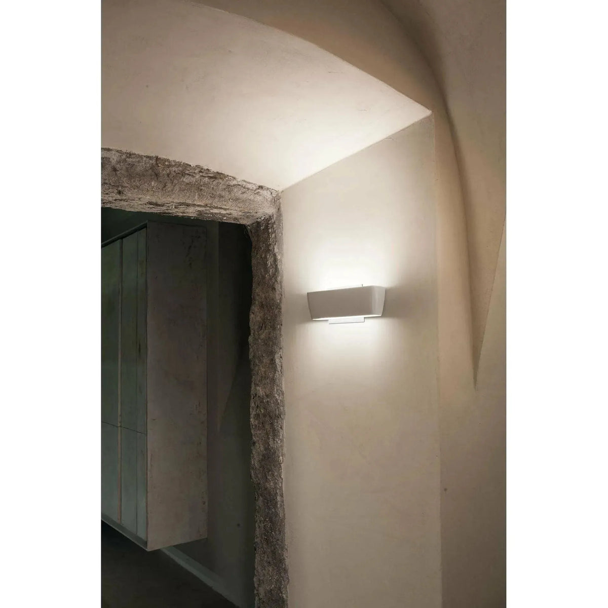 Nemo Lighting - Flaca Wall Light - FLA LBW 32 | Montreal Lighting & Hardware