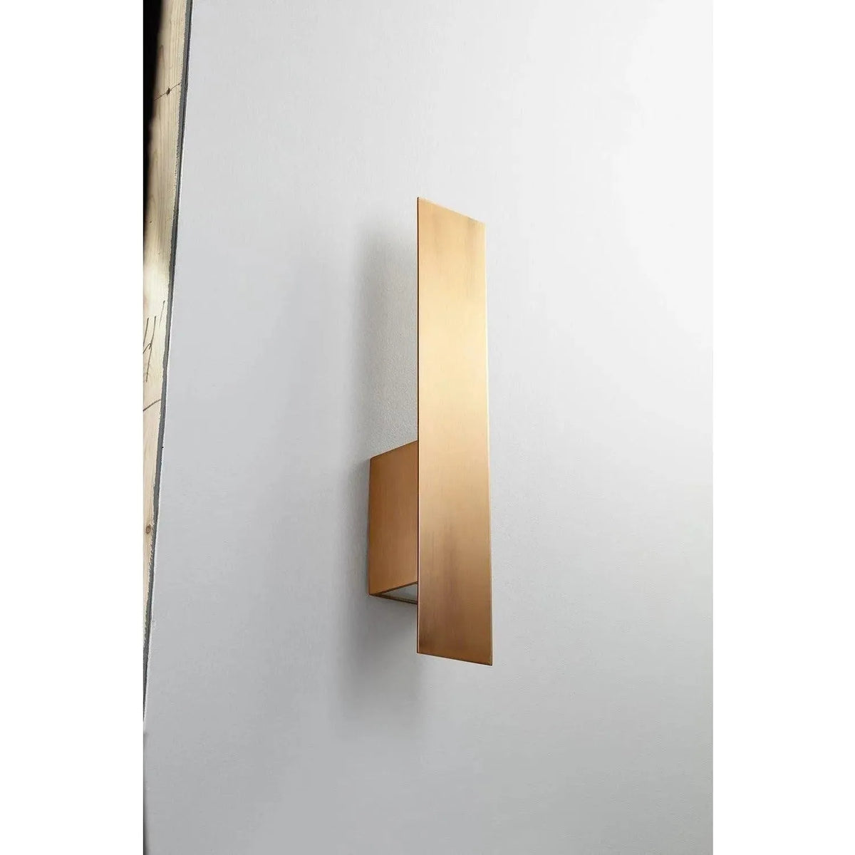 Oxygen Lighting - Reflex LED Wall Sconce - 3-504-25 | Montreal Lighting & Hardware