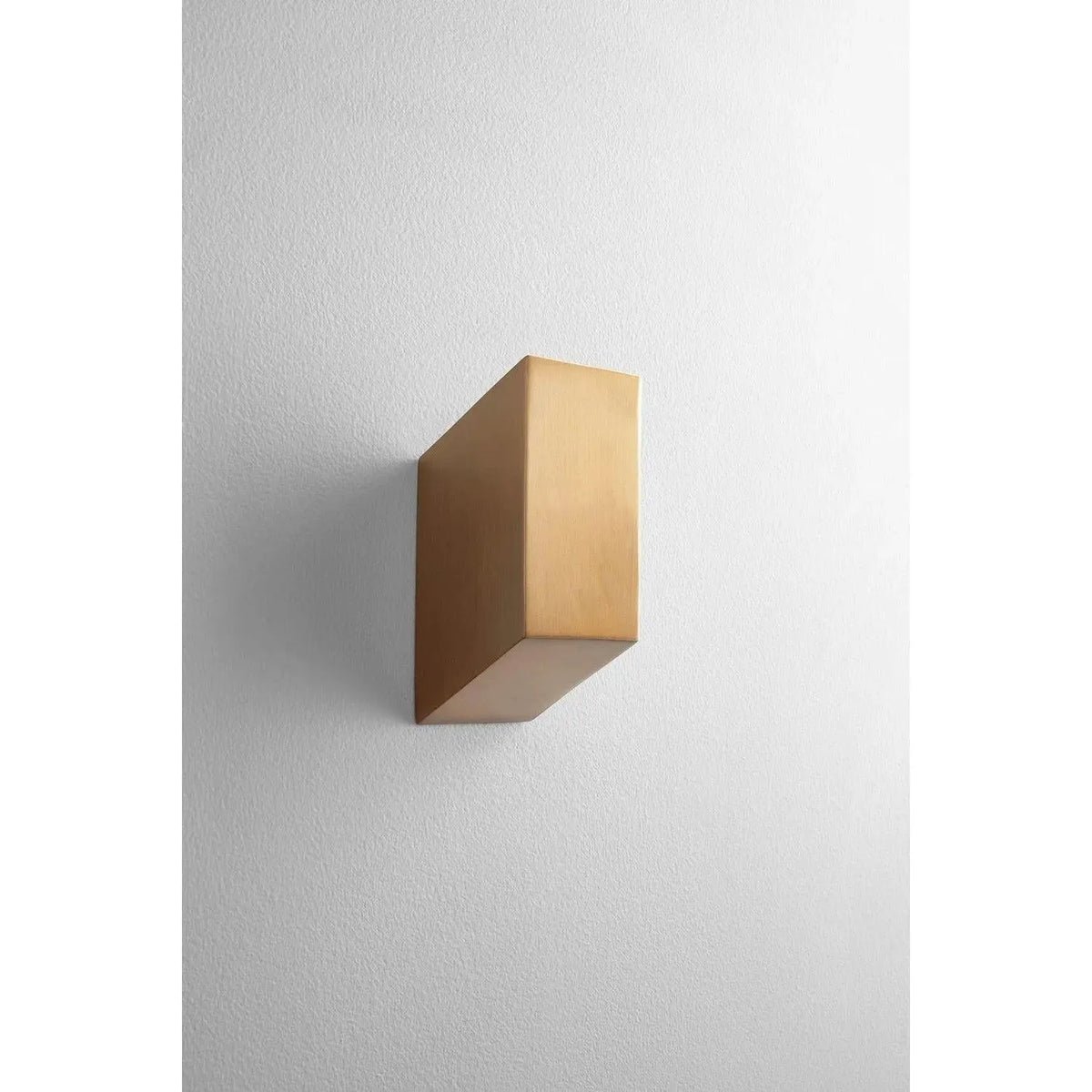 Oxygen Lighting - Uno LED Wall Sconce - 3-500-25 | Montreal Lighting & Hardware