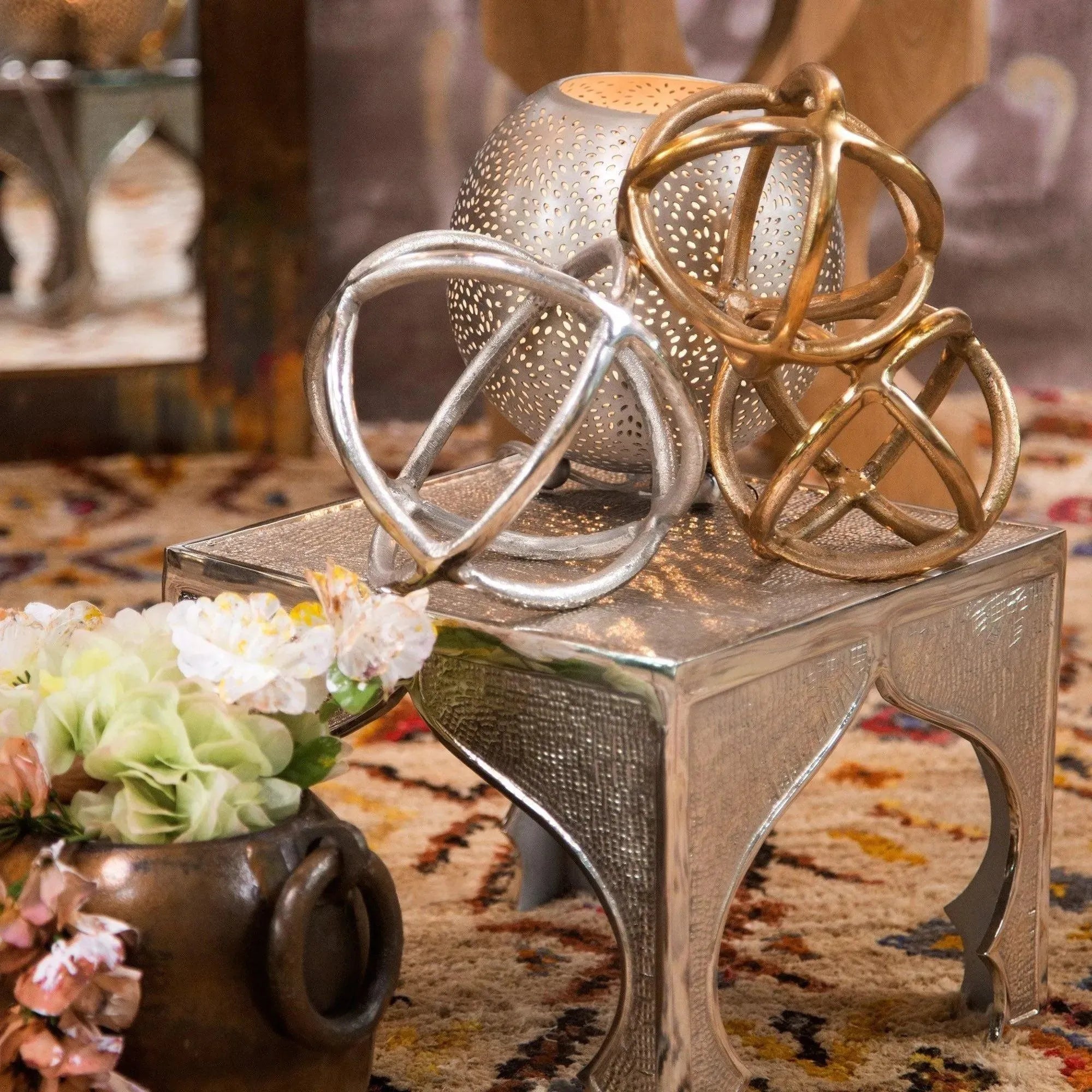 Renwil - Azimuth Gold Statue - STA327 | Montreal Lighting & Hardware