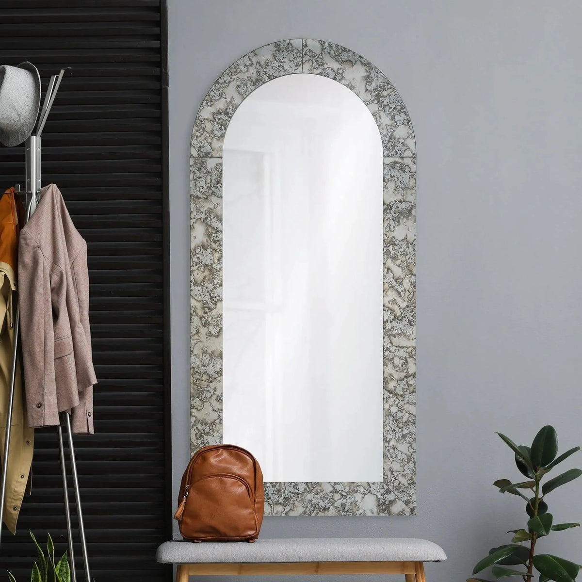 Renwil - Vollard Mirror - MT2446 | Montreal Lighting & Hardware