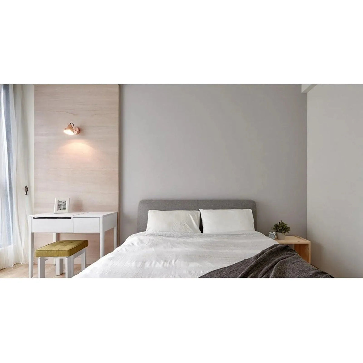 Seed Design - Laito mini Wall Lamp - SQ-793MWR-BK | Montreal Lighting & Hardware