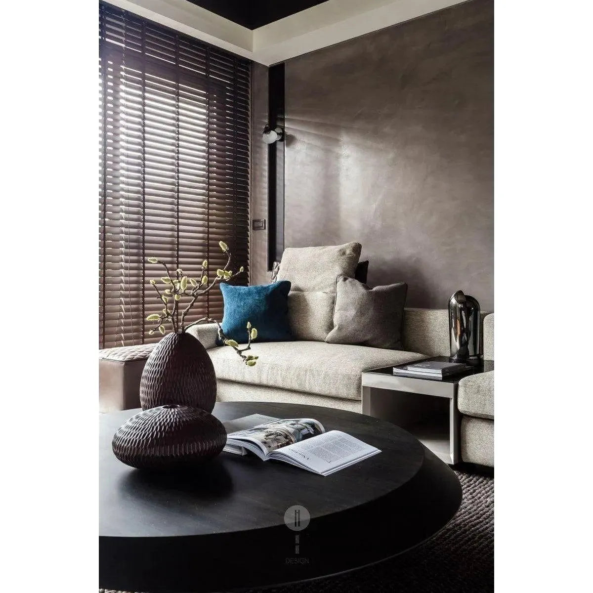 Seed Design - Laito mini Wall Lamp - SQ-793MWR-BK | Montreal Lighting & Hardware