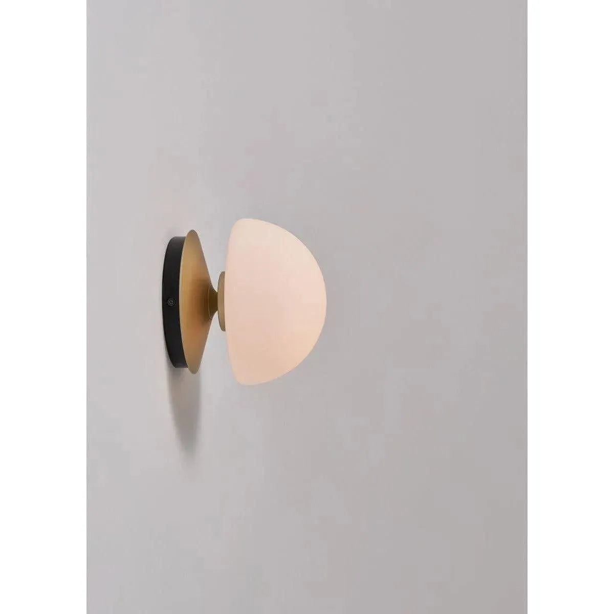 Seed Design - Pensée LED Wall Lamp - SG-7992WJ-BK | Montreal Lighting & Hardware