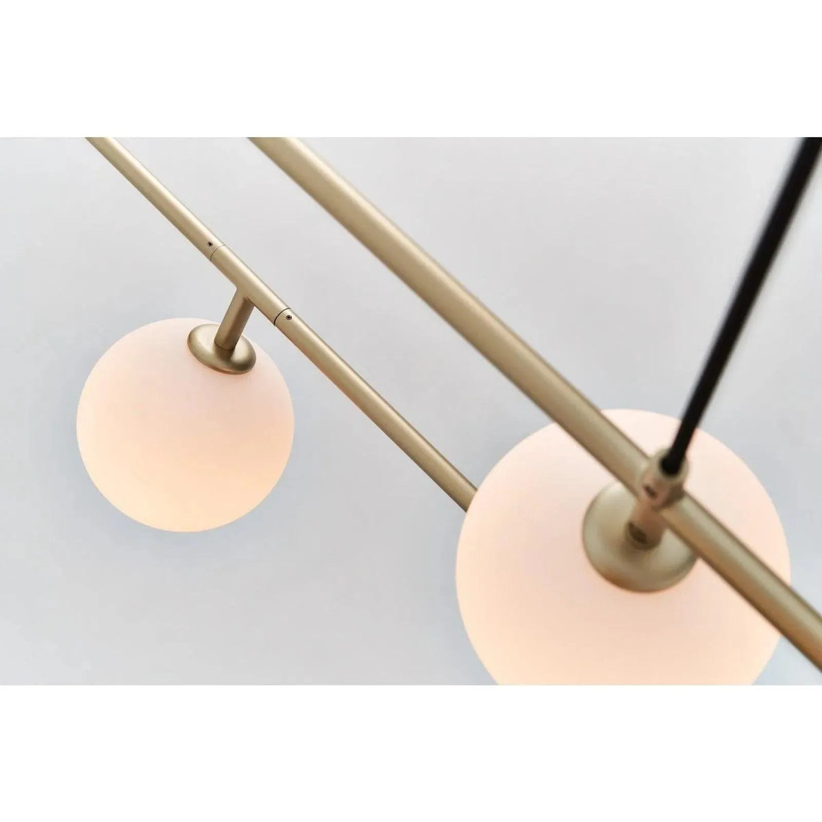 Seed Design - Sircle Pendant Light PH4 - SG-140PH4-BLK | Montreal Lighting & Hardware