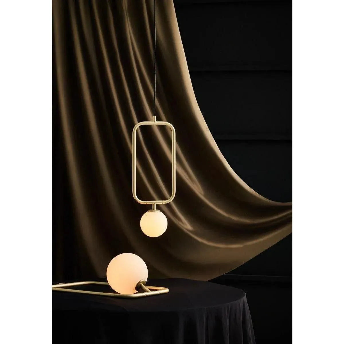 Seed Design - Sircle Pendant Light - SG-100PV-BLK | Montreal Lighting & Hardware
