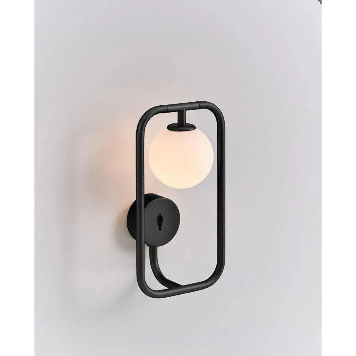 Seed Design - Sircle Wall Lamp - SG-100WV-BLK | Montreal Lighting & Hardware