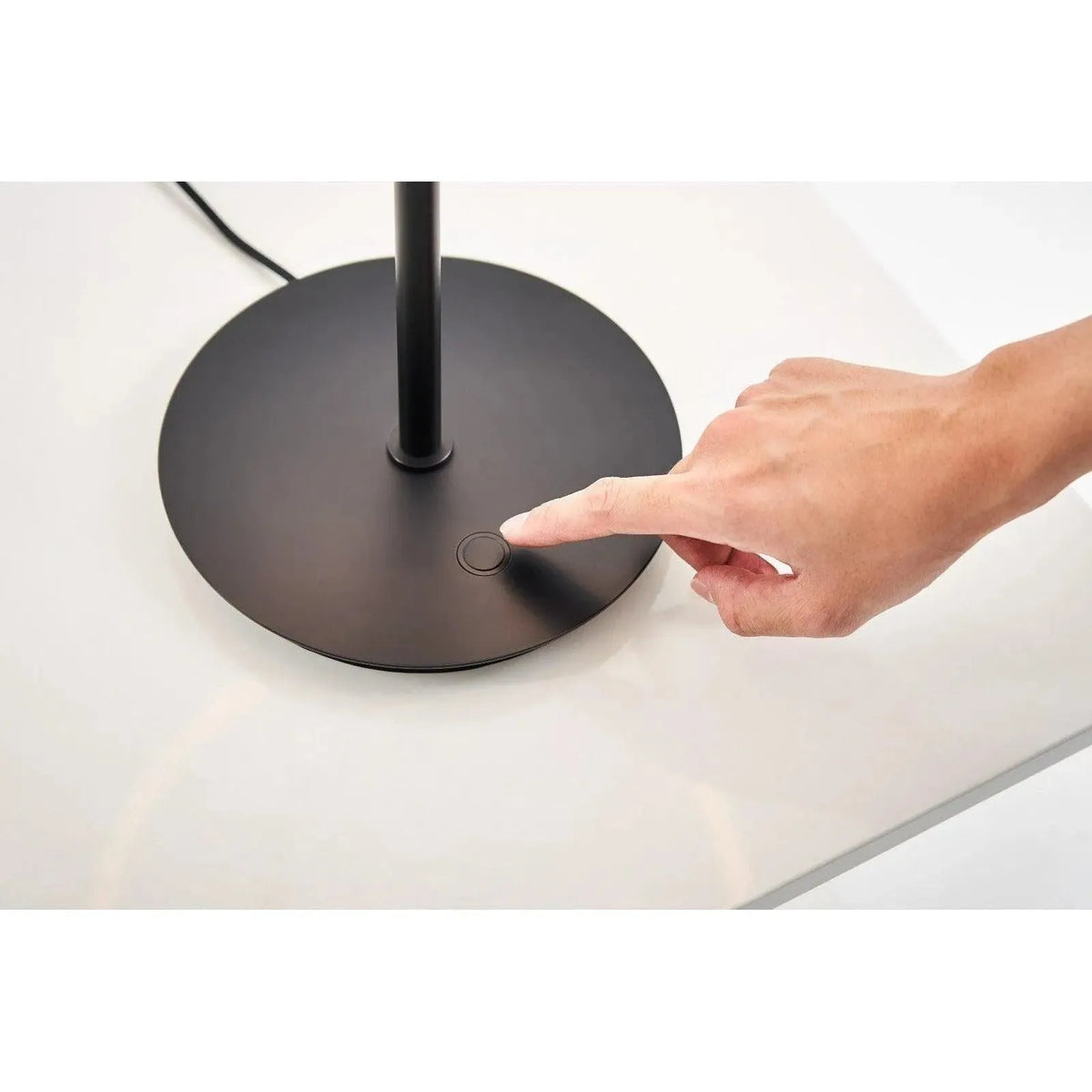 Seed Design - SOL Table Lamp - SLD-350DTE-BK | Montreal Lighting & Hardware