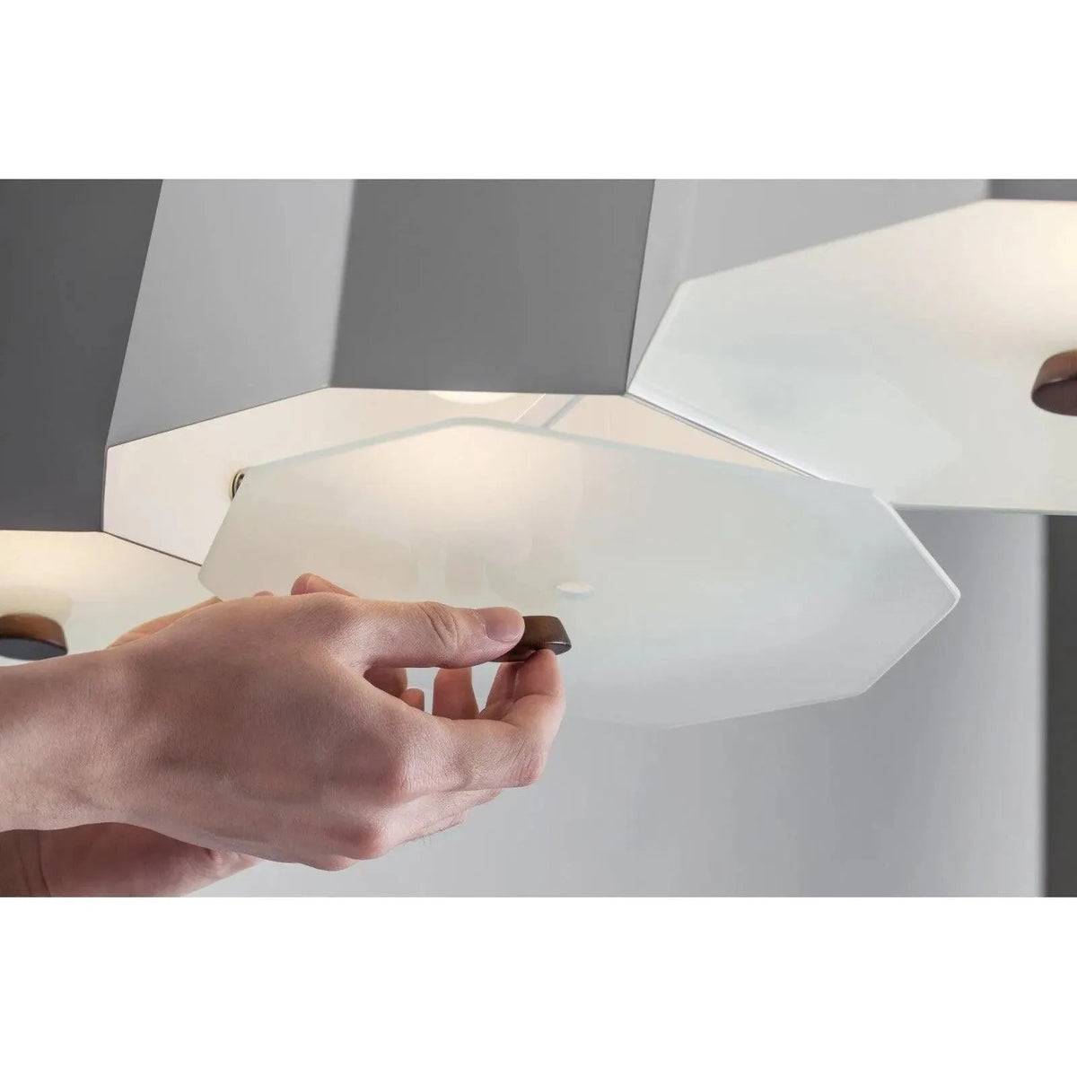 Seed Design - Zhe Pendant Light 6 - SQ-2322MPL6-BK | Montreal Lighting & Hardware