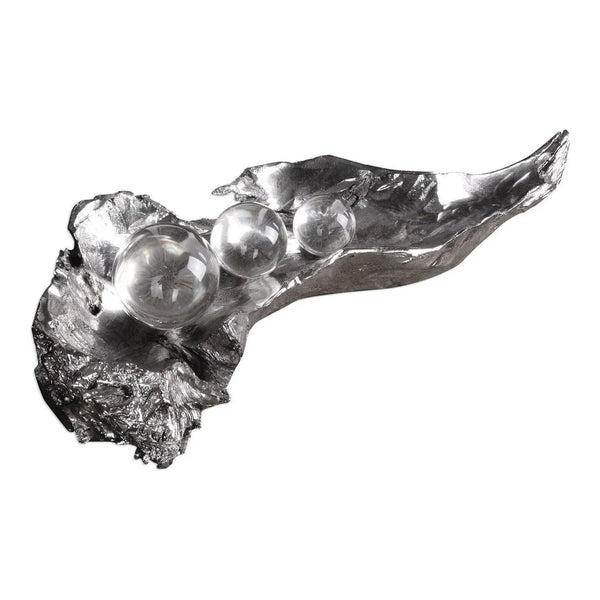 Sculpture Trois pois dans une cosse