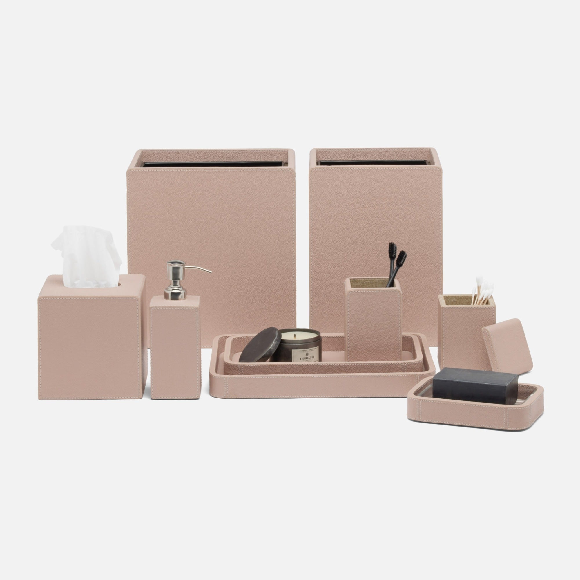 Collection de bain Victoria Pigeon et Caniche
