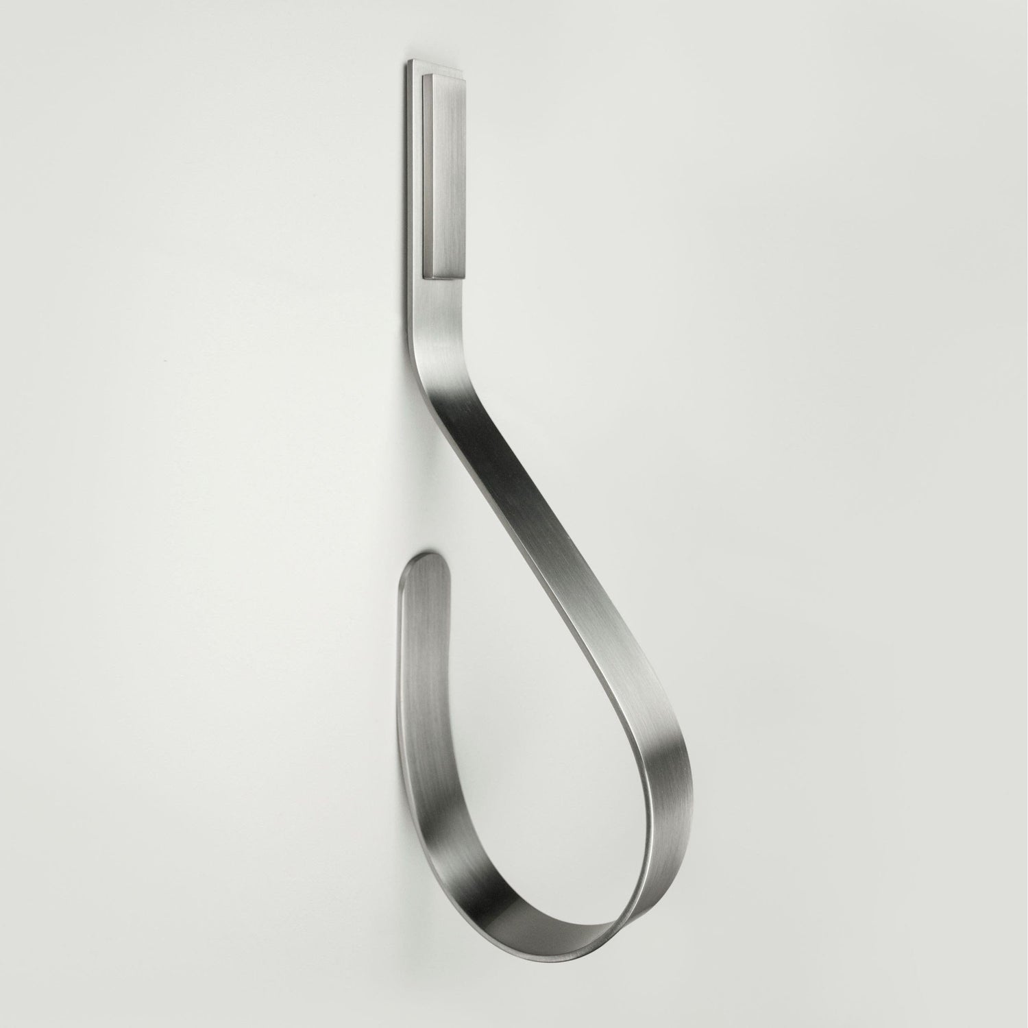 Zen Design - Paper Towel ring - PR0011.916 | Montreal Lighting & Hardware