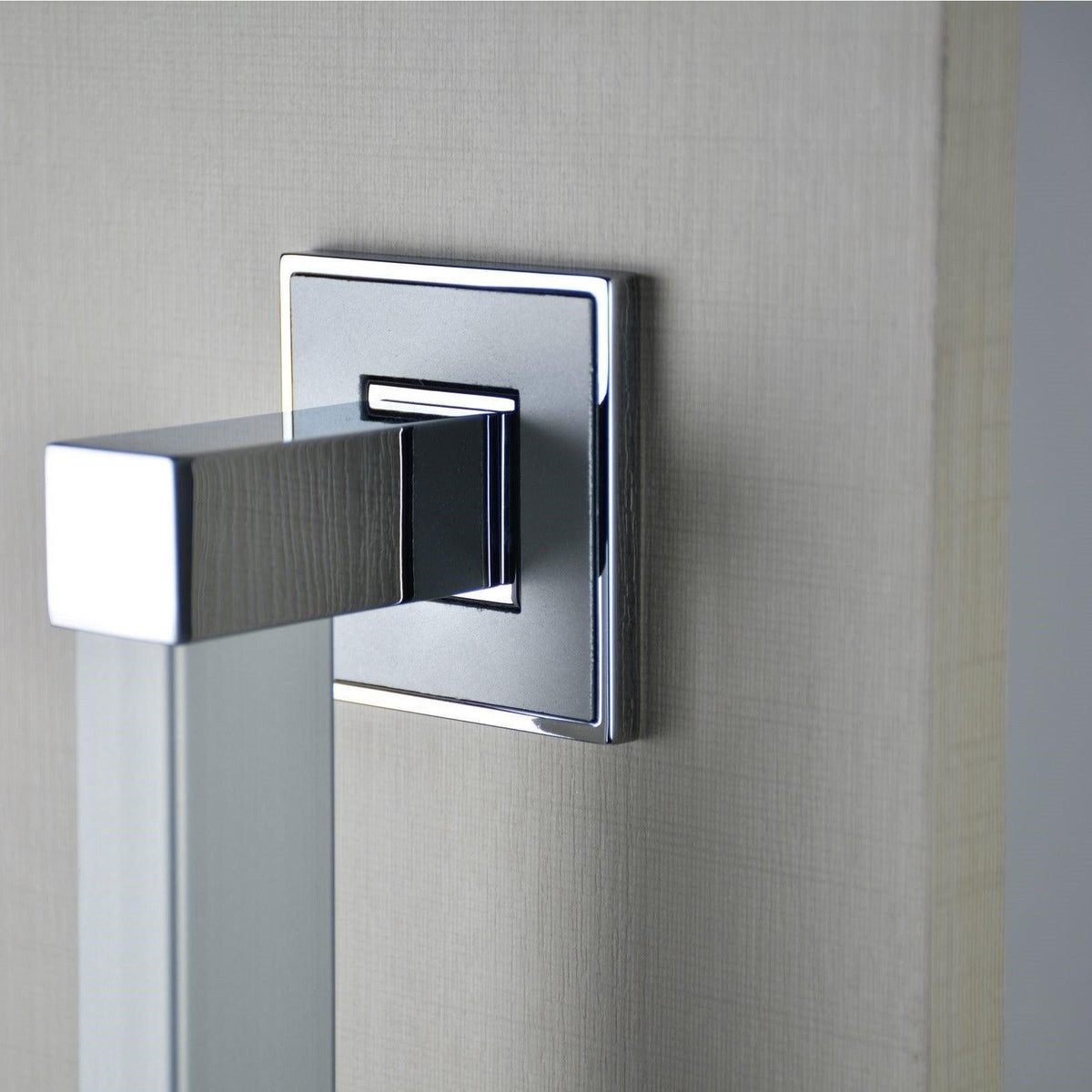 Zen Design - Ritz Door Pull - ZP0368.46 | Montreal Lighting & Hardware