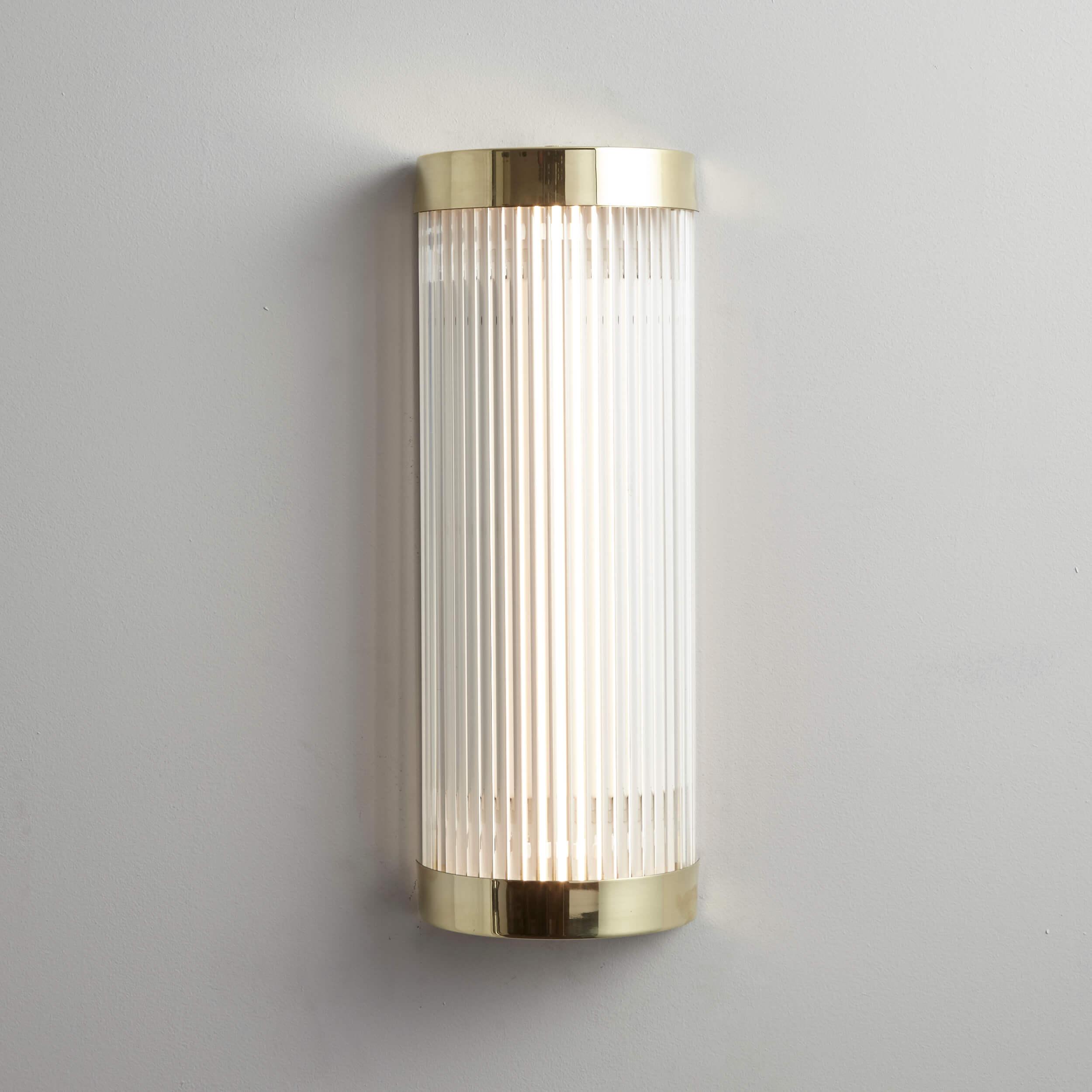Davey Lighting - Wide Pillar Light 7210 (LED) - US-DP7210/40/BR/PO/LED | Montreal Lighting & Hardware