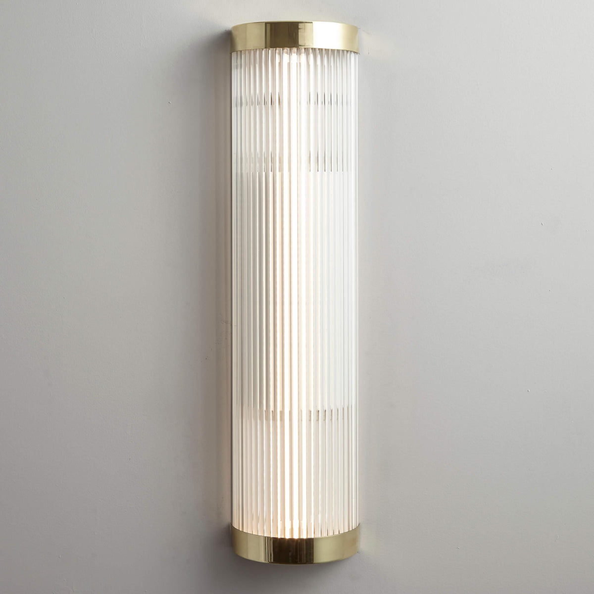 Davey Lighting - Wide Pillar Light 7210 (LED) - US-DP7210/60/BR/PO/LED | Montreal Lighting & Hardware