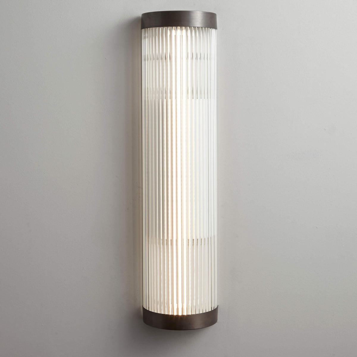 Davey Lighting - Wide Pillar Light 7210 (LED) - US-DP7210/60/BR/WE/LED | Montreal Lighting & Hardware