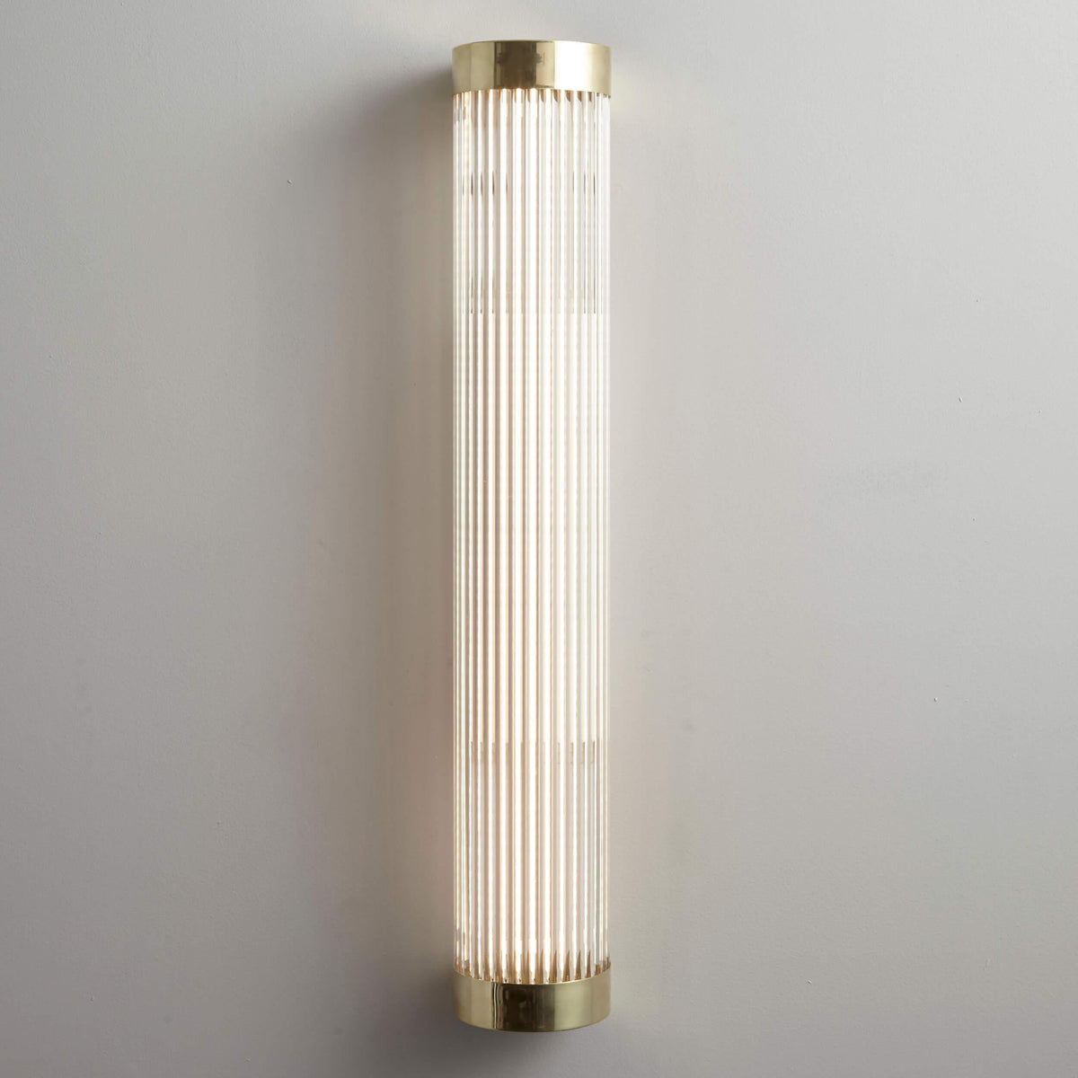 Davey Lighting - Narrow Pillar Light 7211 - US-DP7211/60/BR/PO/LED | Montreal Lighting & Hardware