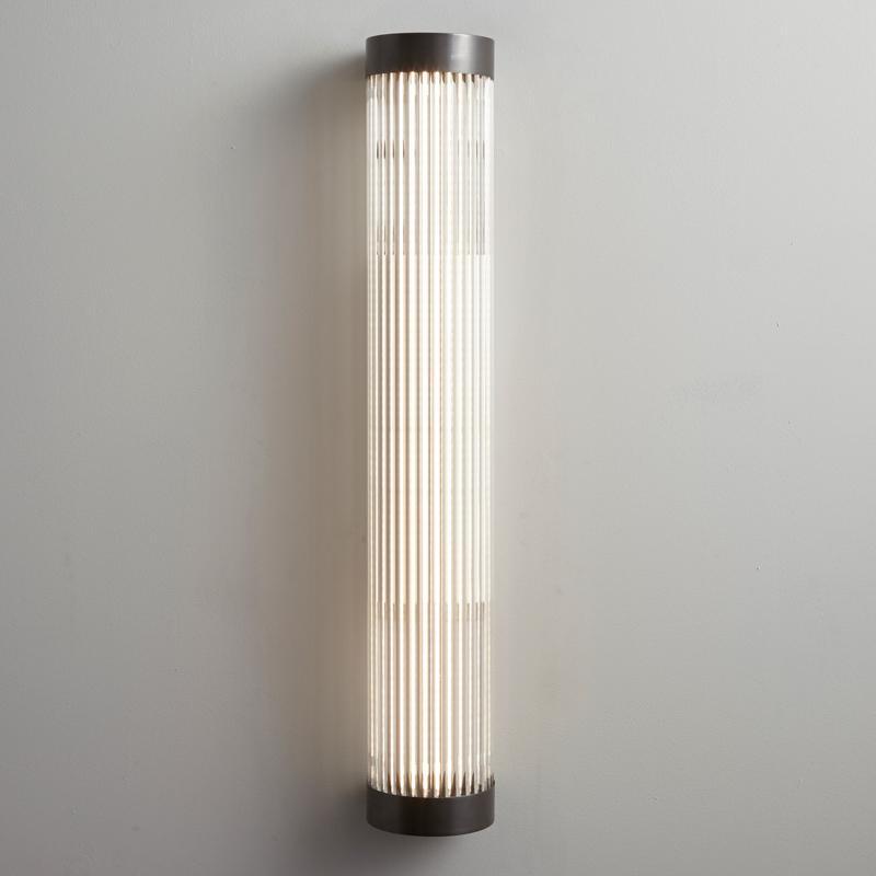 Davey Lighting - Wide Pillar Light 7210 (LED) - US-DP7210/40/CP/LED | Montreal Lighting & Hardware
