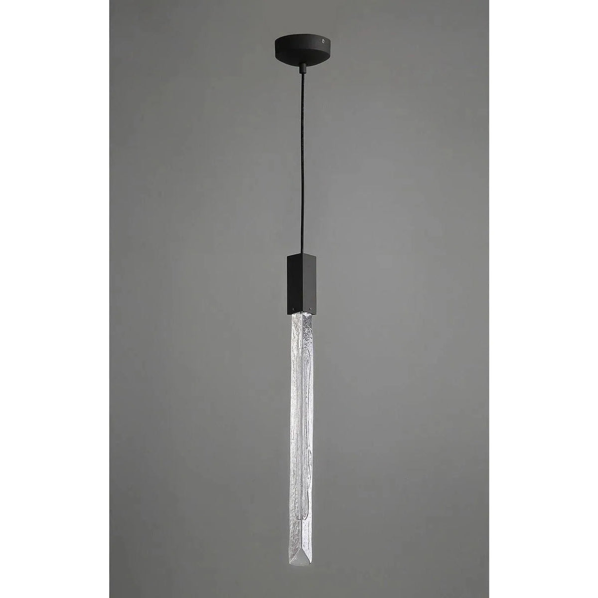 Avenue Lighting - Alpine Pendant - HF5401-BLK-WHT | Montreal Lighting & Hardware