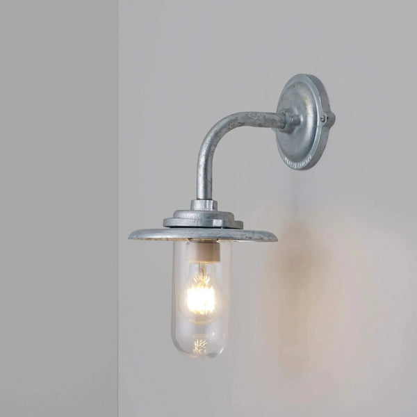 Exterior Bracket Light, 60W, Round 7677