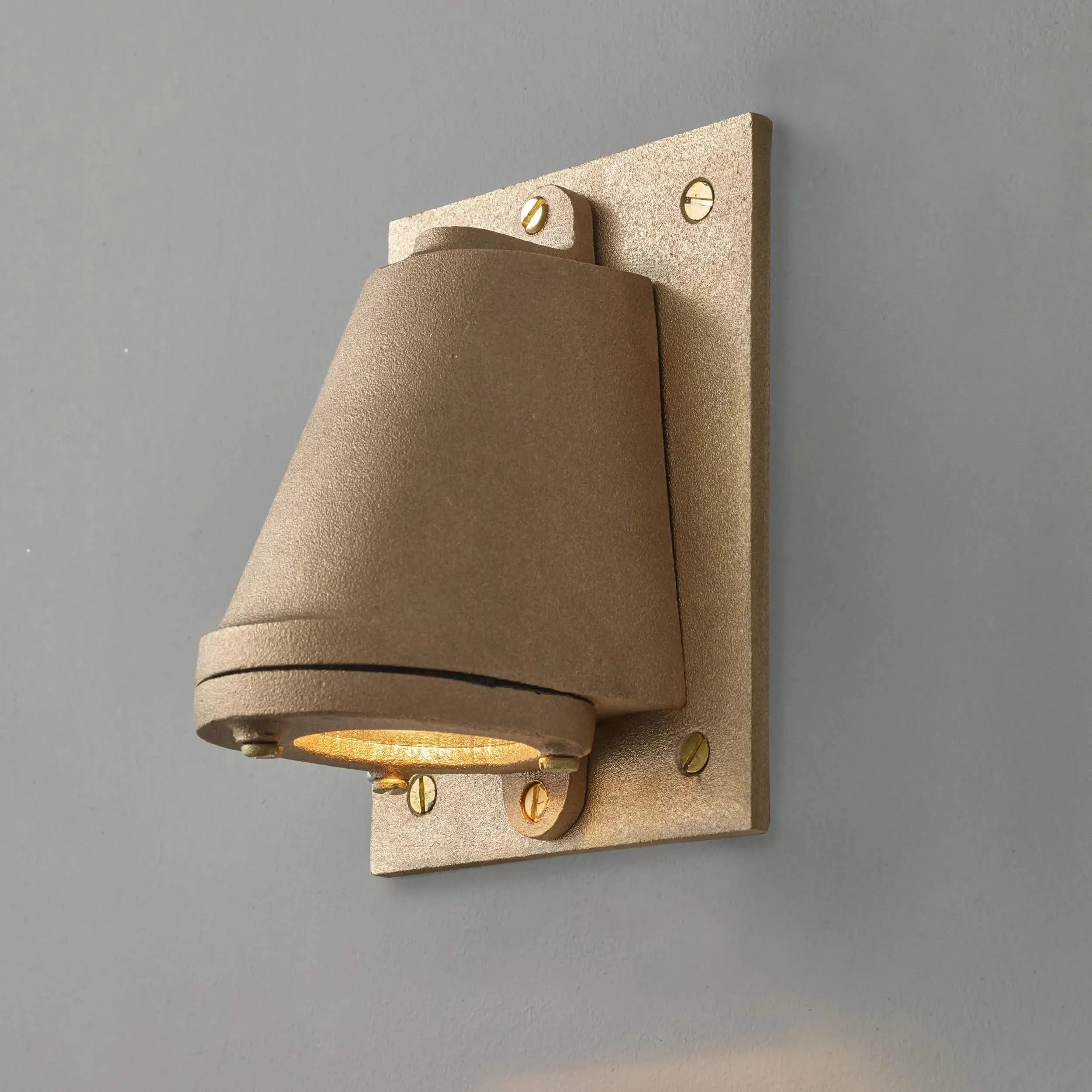 Davey Lighting - Mast Light 0749 - US-DP0749/GM/SD | Montreal Lighting & Hardware