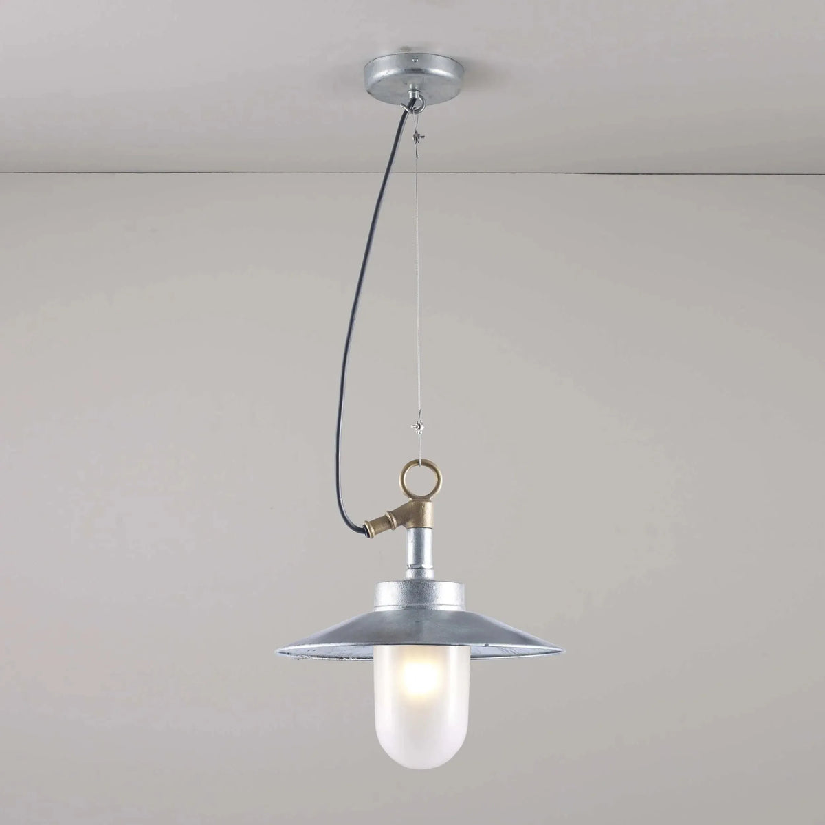 Davey Lighting - Well Glass Pendant With Visor 7680 IP44 - US-DP7680/PE/GA/FR/IP44 | Montreal Lighting & Hardware