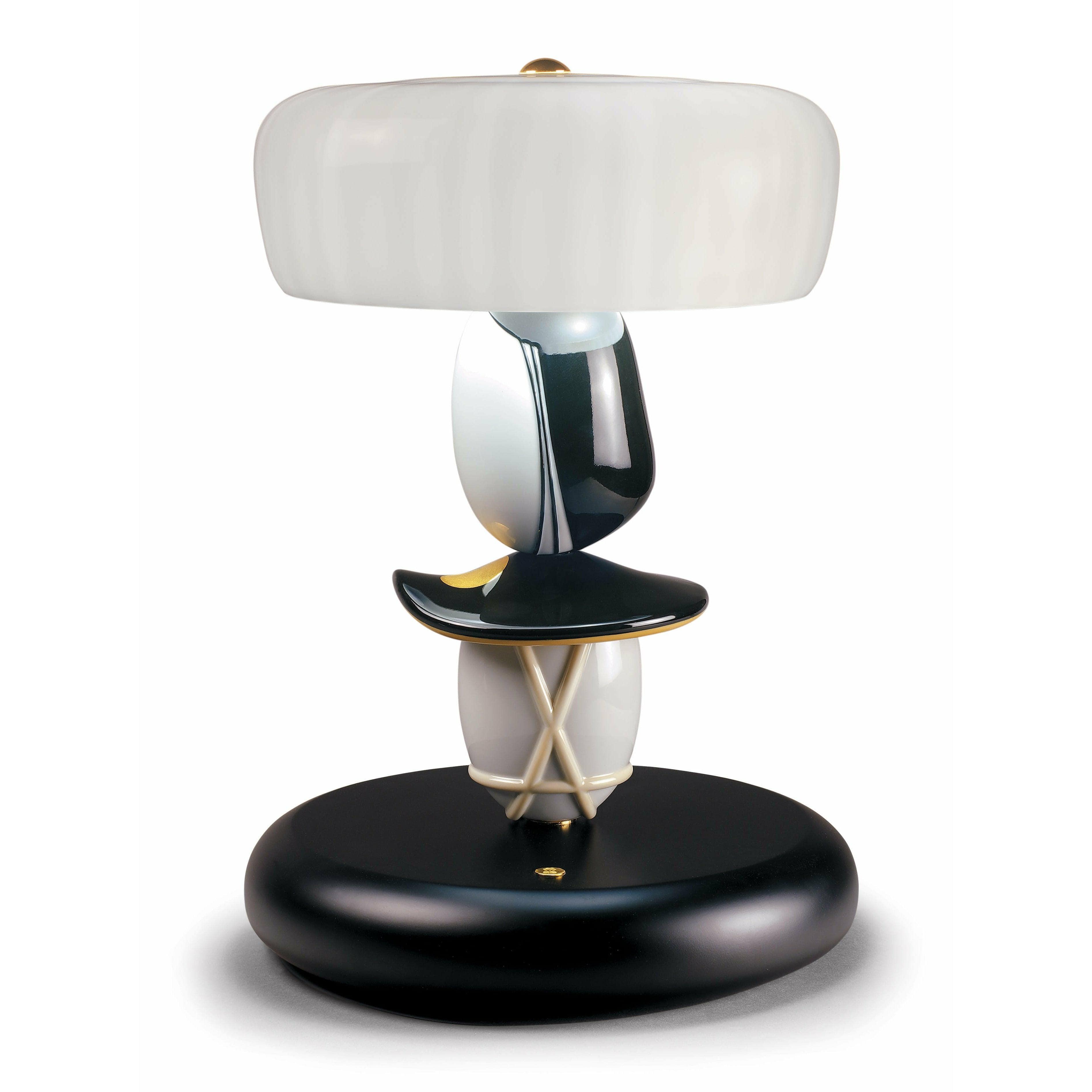 Lladro - Hairstyle (H/M) Table Lamp - 01017252 | Montreal Lighting & Hardware
