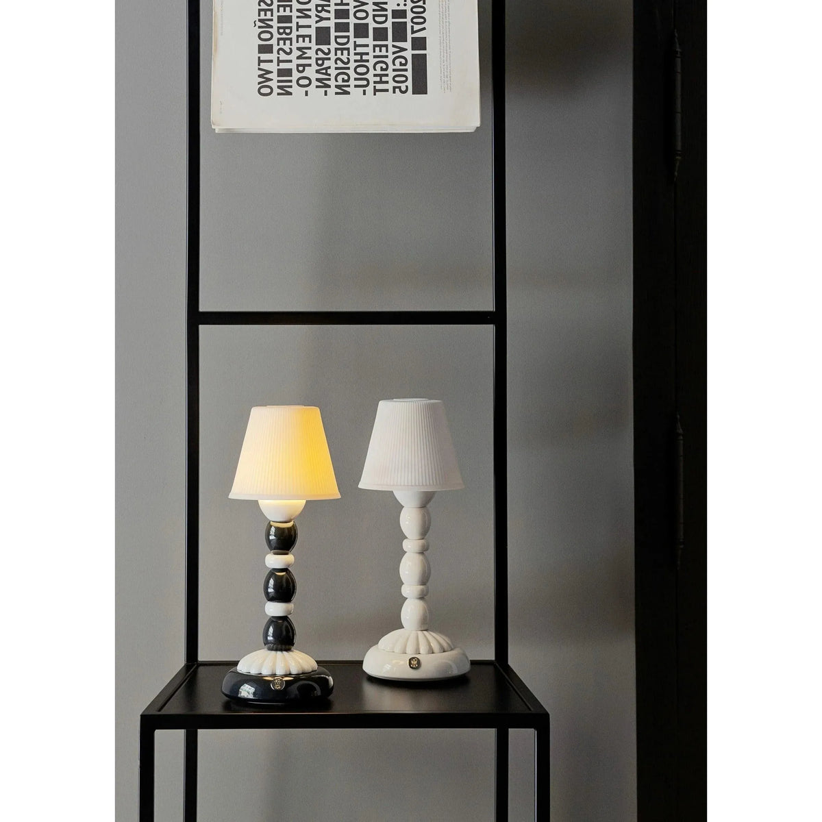 Lladro - Palm Firefly Table Lamp - 01023762 | Montreal Lighting & Hardware
