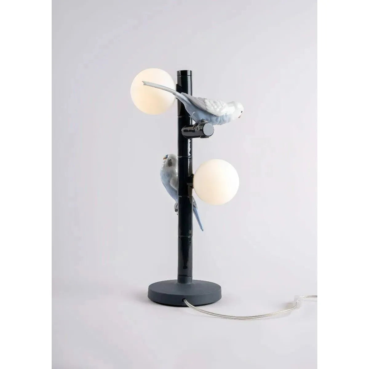 Lladro - Parrot Table Lamp - 01024055 | Montreal Lighting & Hardware