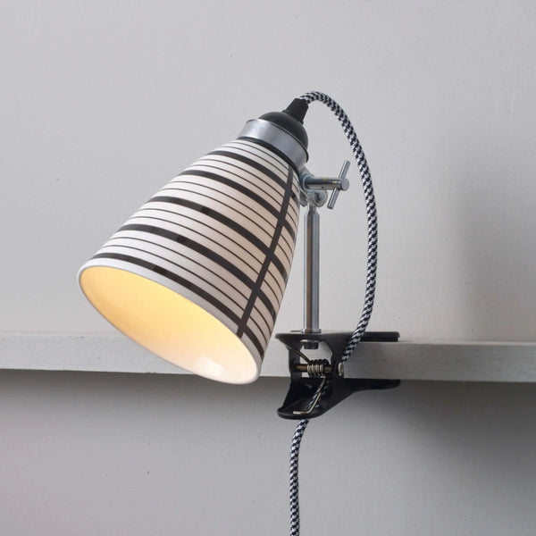 Circle Line Medium Clip Light