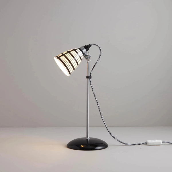 Circle Line Table Light