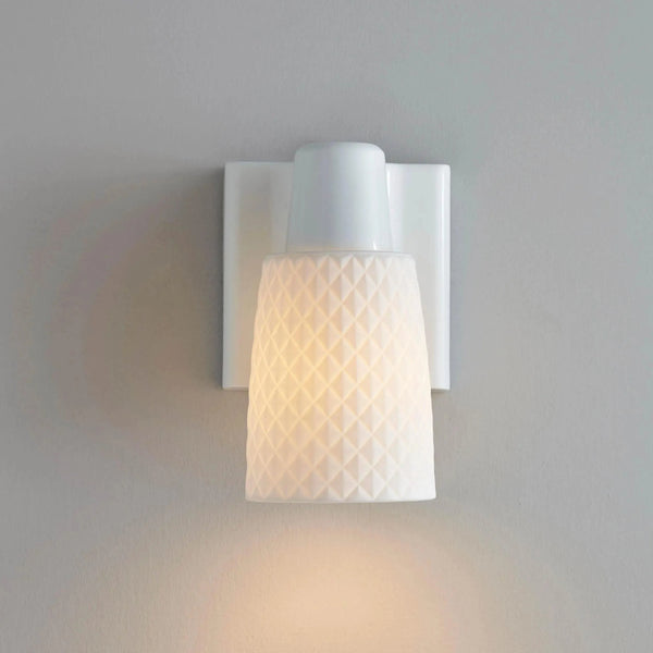 Oxford Wall Light