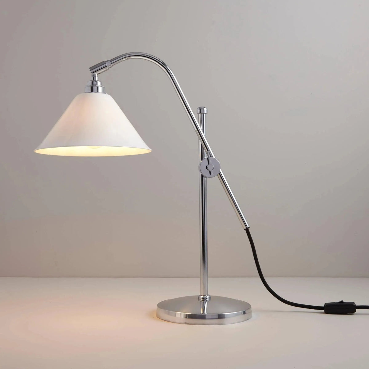 Original BTC - Task Ceramic Table Light - US-FT431N | Montreal Lighting & Hardware