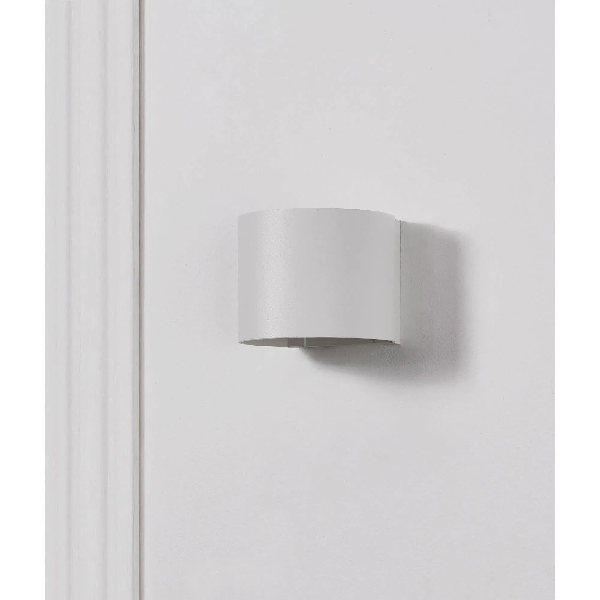 Renwil - Zak Wall Sconce - WS112 | Montreal Lighting & Hardware