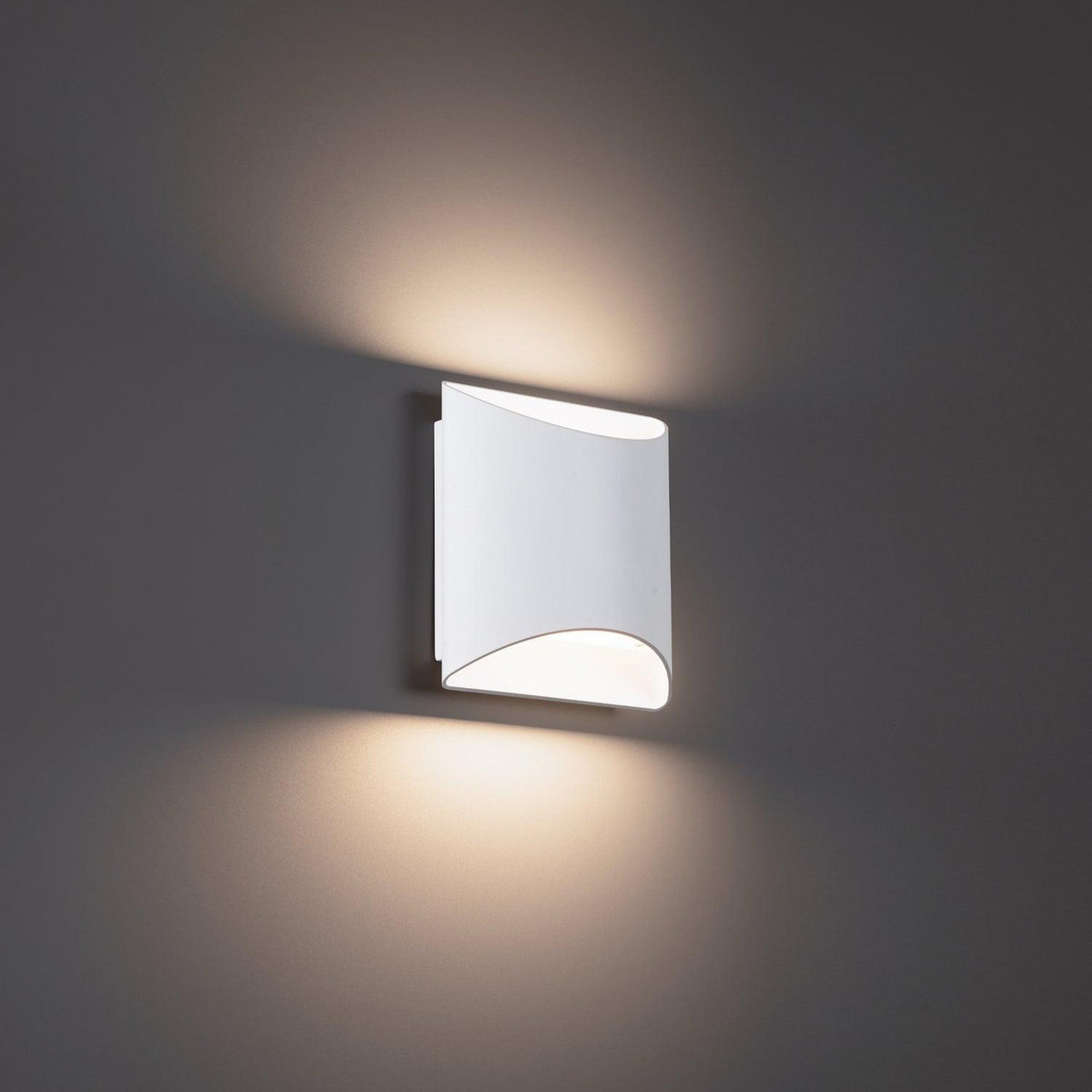 WAC Lighting - Duet LED Wall Sconce - WS-55206-30-WT | Montreal Lighting & Hardware